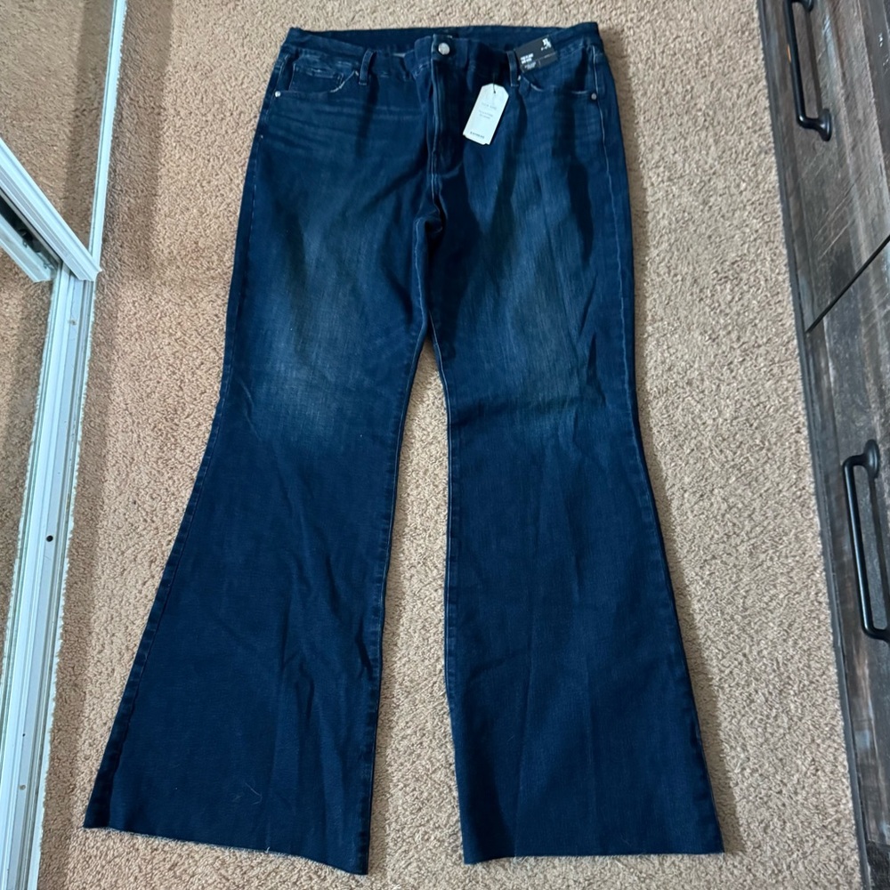 NWT Express 70s Flare Mid Rise Denim Jeans